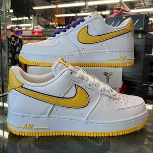 Nike Air Force 1 Low Retro QS Kobe Bryant Lakers Home Size 8.5